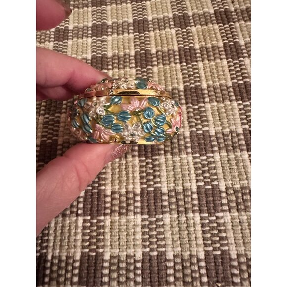 Joan Rivers Floral Pink Enamel Trinket Box Rhinestones Gold-Tone Victorian Style - Picture 8 of 10